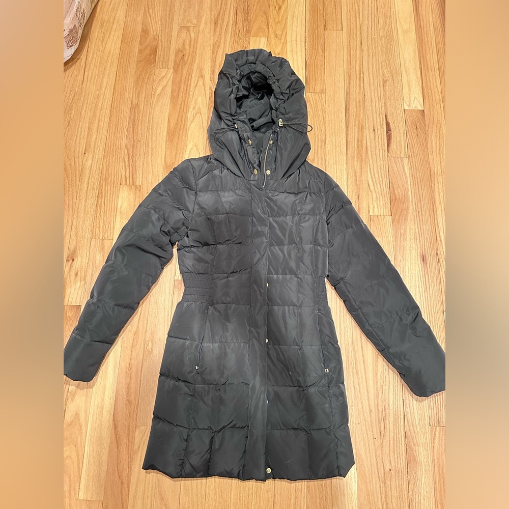 Women's Black Hooded Puffer Jacket